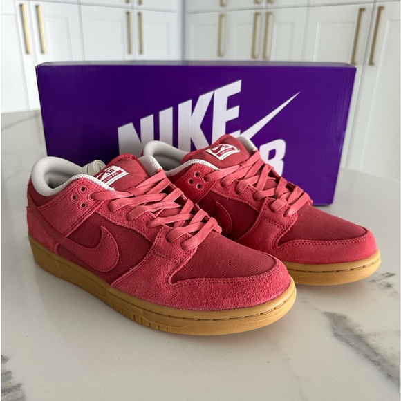 Nike SB Dunk- Adobe - Picture 2 of 6